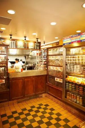 Montreal bagels | Inside the shop at Fairmount Bagel