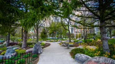 The best walking trails in Toronto | The Toronto Music Garden