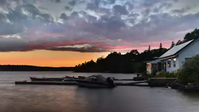 Ontatio's best hikes | Pickerel Lake