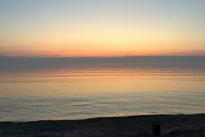 The Beach Motel, Southampton, Ontario | A sunset over Lake Huron from Southampton Beach