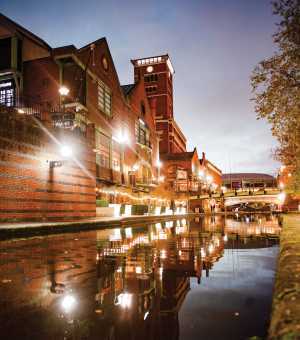 Sunset view alongside a canal in Birmingham