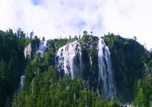Canadian natural wonders | Della Falls