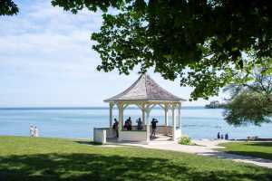 Niagara-on-the-Lake picnics | The gazebo at Queen's Royal Park in Niagara-on-the-Lake