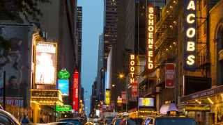 New York City guide | Bright lights and taxi cabs on Broadway