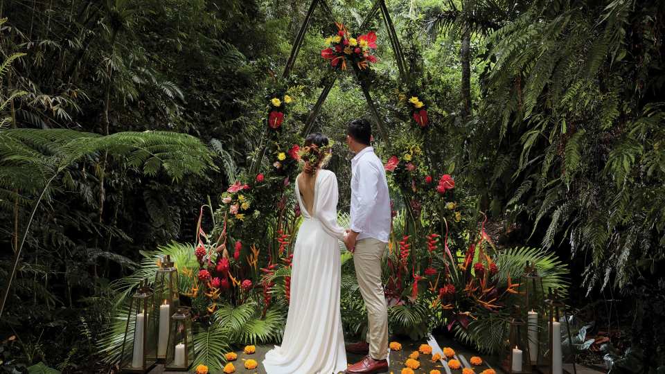 Best honeymoon destinations | A jungle wedding ceremony at Capella Ubud, Bali
