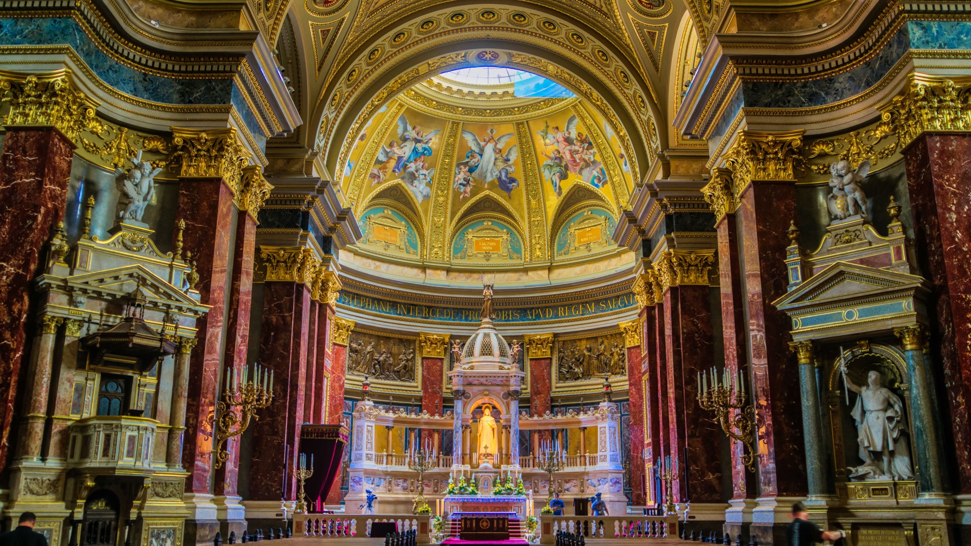 St. Stephen’s Basilica, Hungary St. Stephen’s Basilica, Hungary