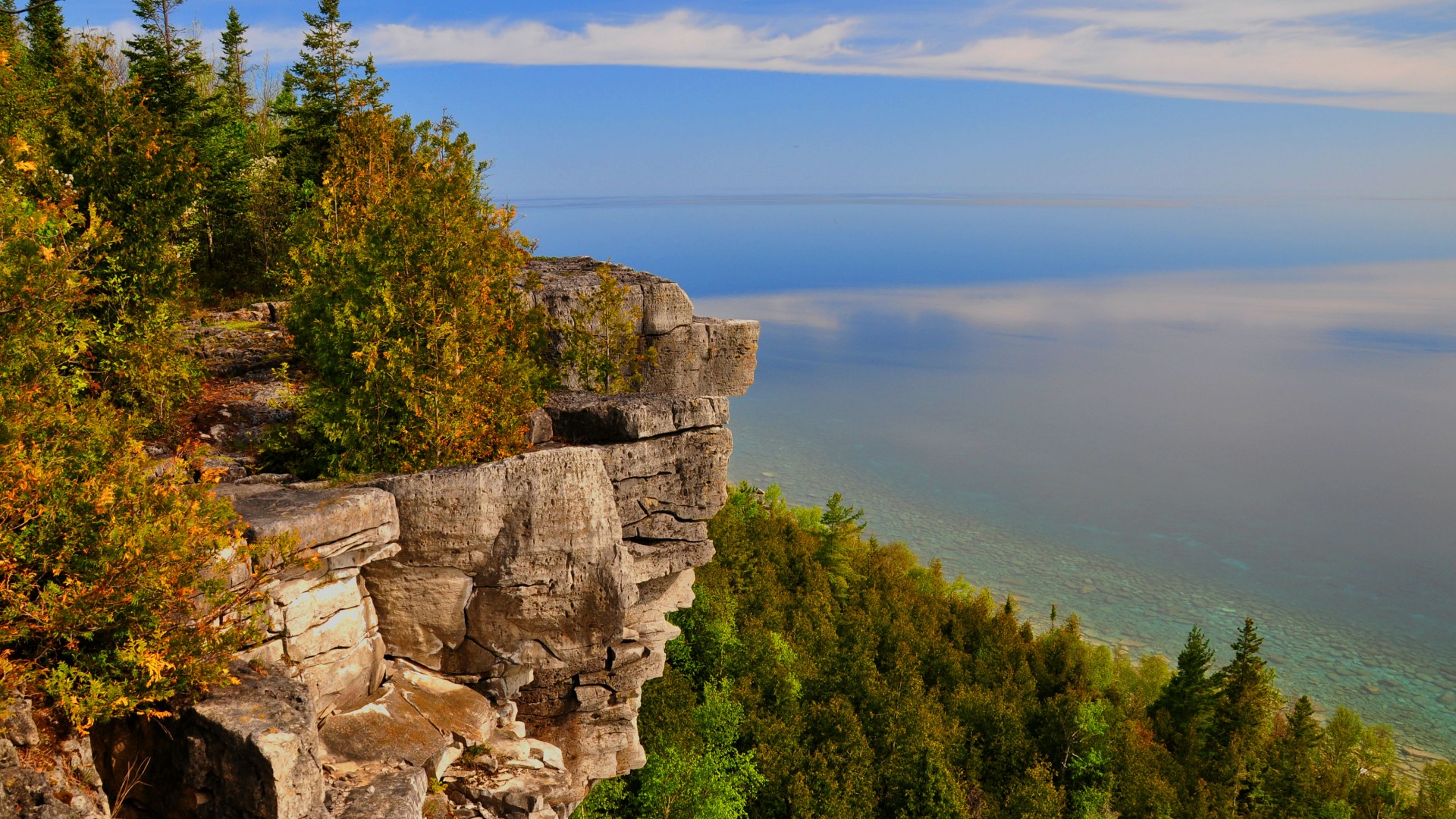 Explore the Bruce Trail Explore the Bruce Trail