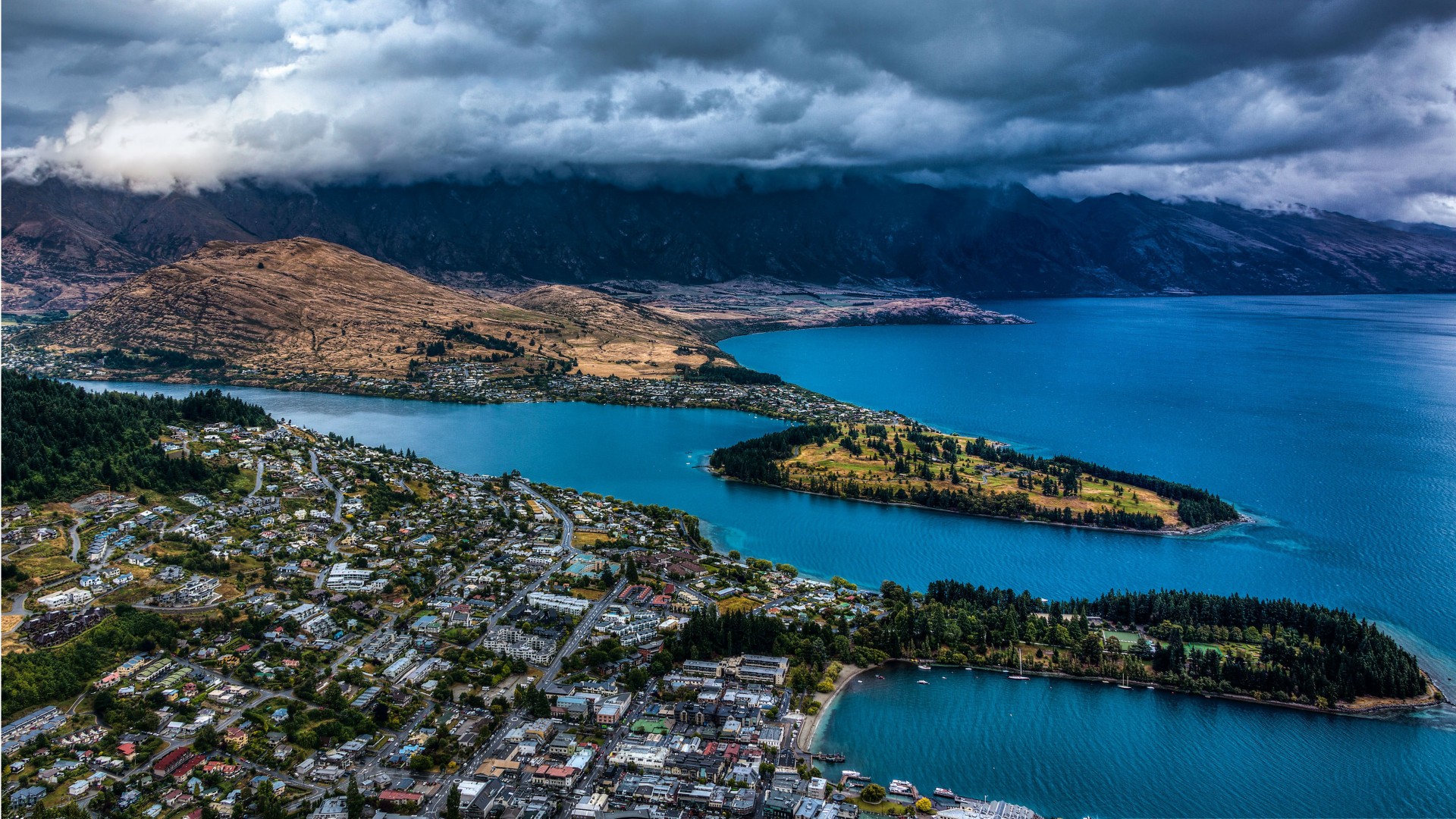 Queenstown, New Zealand Queenstown, New Zealand