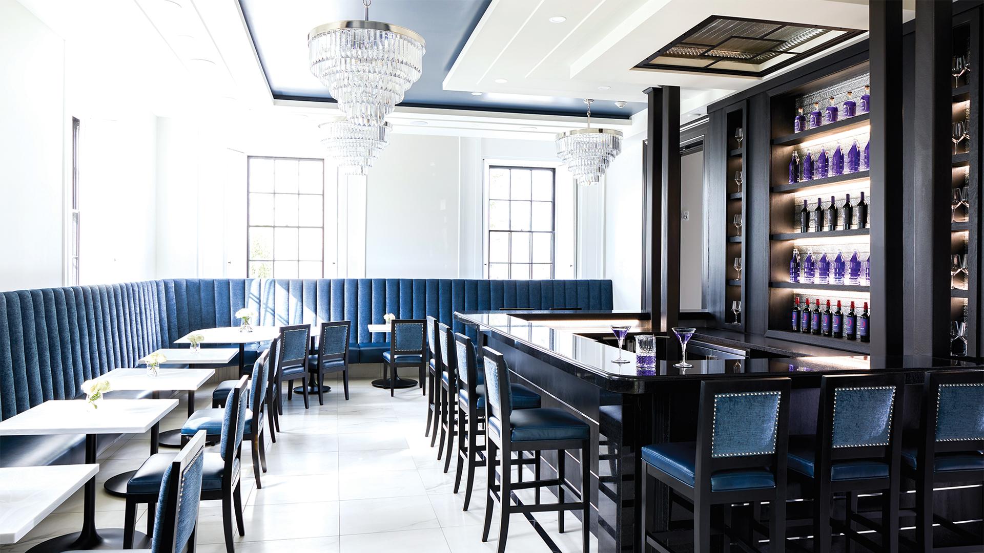 Ontario's best boutique hotels | The Bank Gastrobar at The Frontenac Club in Kingston