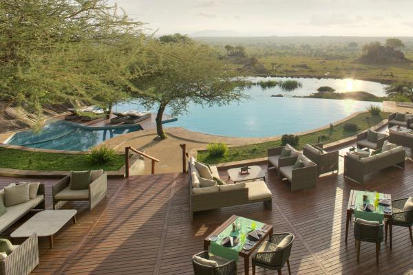 Best honeymoon destinations | The infinity pool at Four Seasons Safari Lodge Serengeti