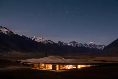 Best honeymoon destinations | The Lindis blends into the Ahuriri Valley, New Zealand