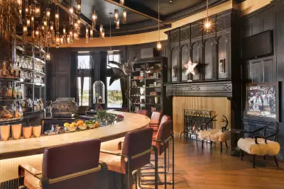 1608 Bar at the Fairmont Le Ch&acirc;teau Frontenac hotel, Quebec City