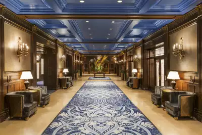 Inside the Fairmont Le Ch&acirc;teau Frontenac hotel, Quebec City