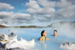 Best honeymoon destinations | Swimming in Iceland's Blue lagoon