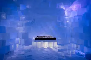 Best honeymoon destinations | A bed of ice at Icehotel, Sweden