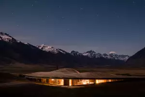 Best honeymoon destinations | The Lindis blends into the Ahuriri Valley, New Zealand