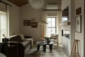 Living space in a room at The Kat Florence hotel, Elora