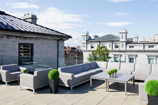 Cold plunge in Kingston | A terrace at the Frontenac Hotel