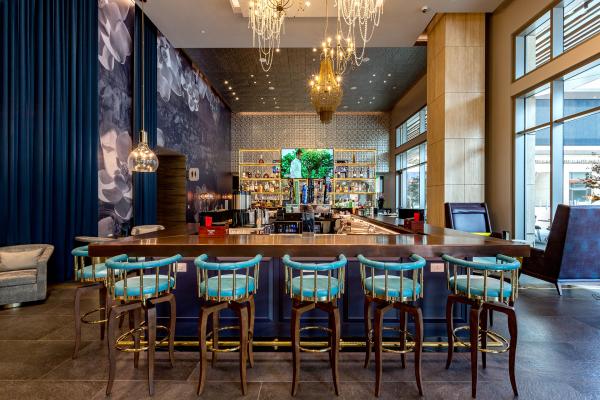 Metropole Bar & Kitchen at Hotel Indigo Los Angeles Downtown