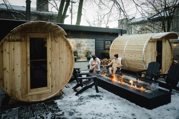 Cold plunge in Kingston | Barrel saunas at the Frontenac Hotel