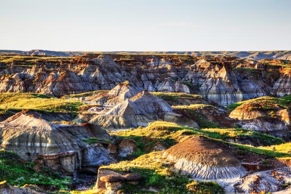 Canadian natural attractions | Hills at Dinosaur Provincial park in Alberta Canadian natural attractions | Hills at Dinosaur Provincial park in Alberta