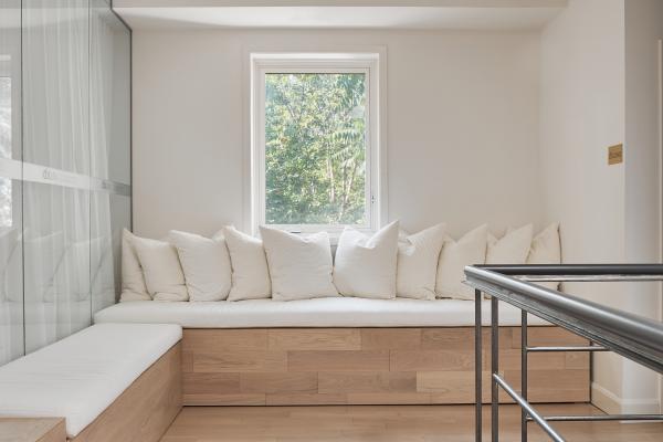 A seating area at Chi Junky