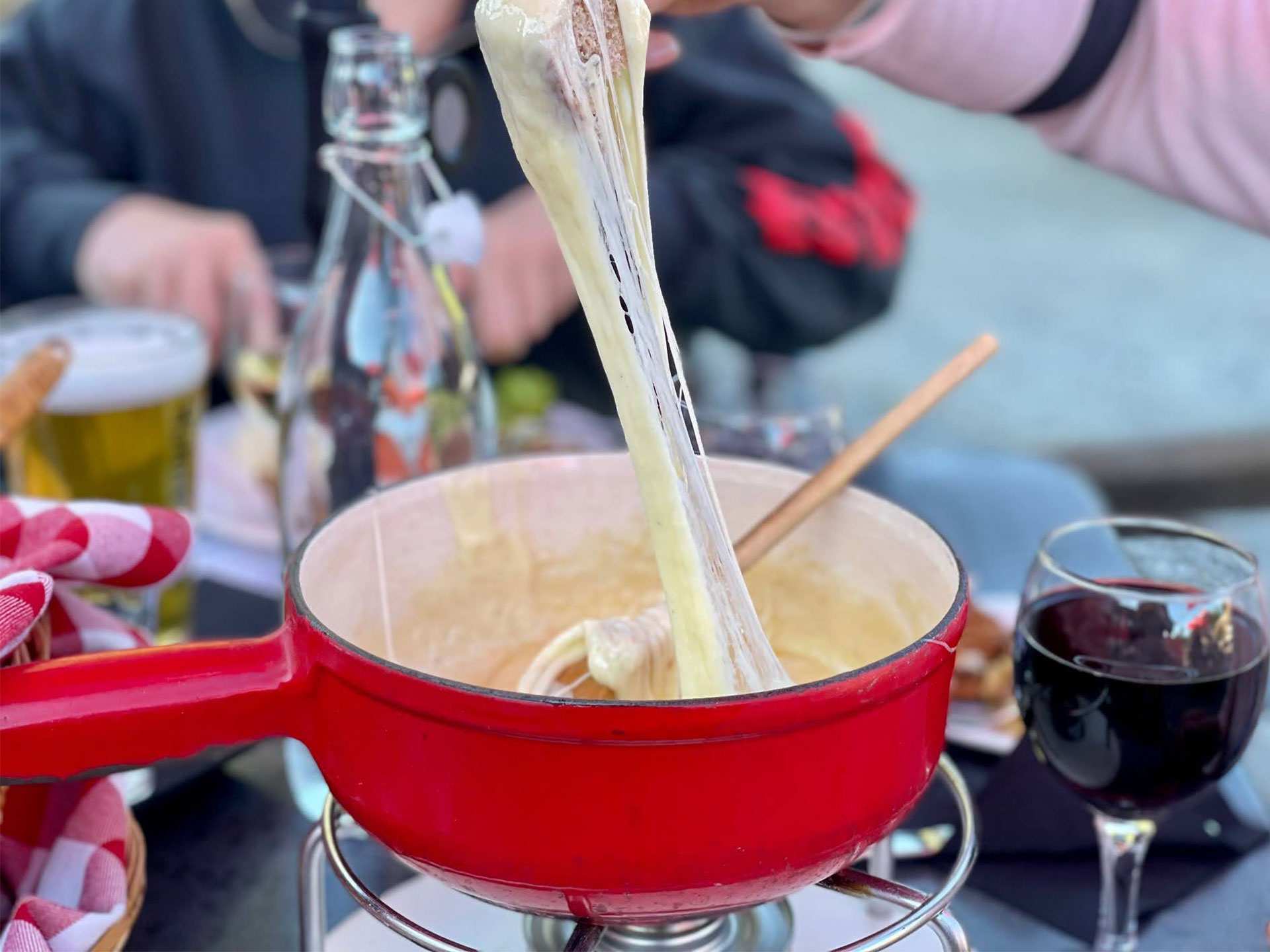The best restaurants things to do in Collingwood | Famous cheese fondue at The Alphorn