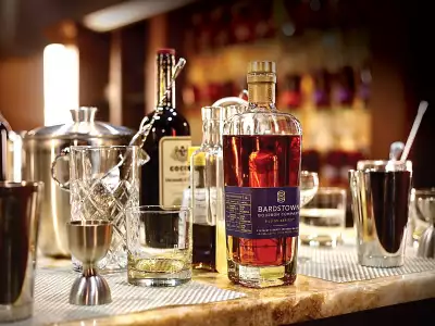 Louisville Kentucky Bourbon | Cocktail class at Bardstown Bourbon Co.