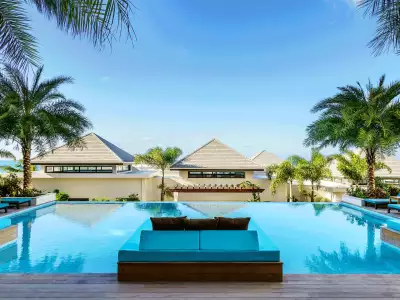 Multi-level infinity pool at Zemi Beach House