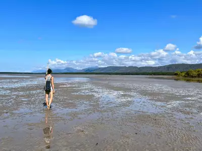 Indigenous experiences in Australia | Searching for crabs at Walkabout Cultural Adventures