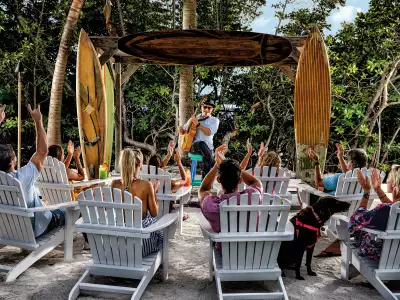 The Florida Keys | A music performance in Islamorada