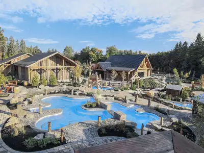 Best spas near Toronto | Gorgeous grounds at Thermea in Whitby