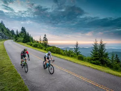 North Carolina | Two bikers on the Blue Ridge Parkway in Brevard, North Carolina