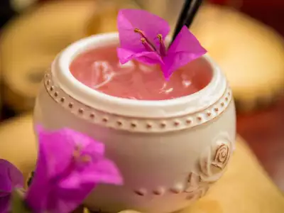 Cartagena, Colombia | A tropical cocktail at El Arsenal: The Rum Box