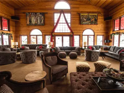 Best wellness retreats in Ontario | Grail Springs wellness retreat in Ontario living area with chairs and couches