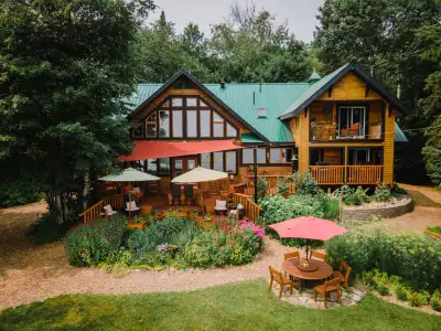 Ontario wellness retreats | Northern Edge Algonquin Ontario wellness retreat