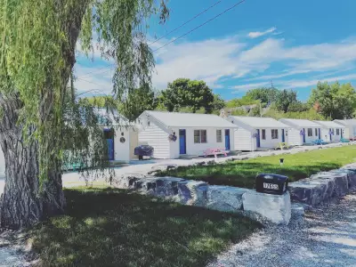 Best wellness retreats in Ontario | The cottages at Willow Barrel Retreat in Ontario