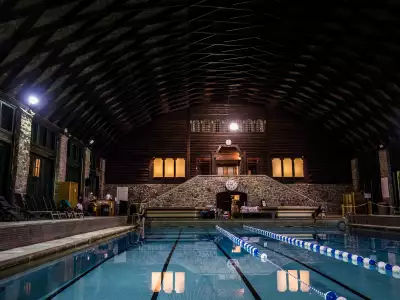 Fairmont Montebello | The swimming pool at Fairmont Le Ch&acirc;teau Montebello