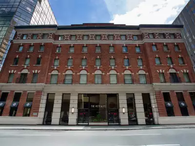 The fa&ccedil;ade of The Metcalfe hotel in downtown Ottawa
