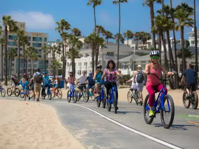 Bikers enjoying the trails near Santa Monica Beach