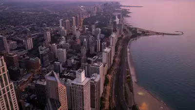 Winging It: Chicago