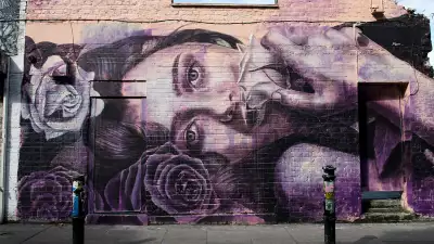Winging It: East End, London, England