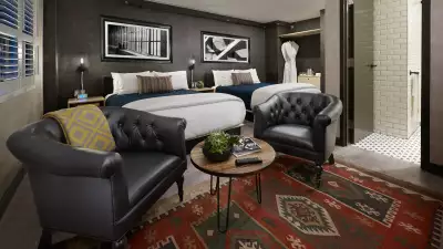 Review: The Anndore House in Toronto | Two bed suite