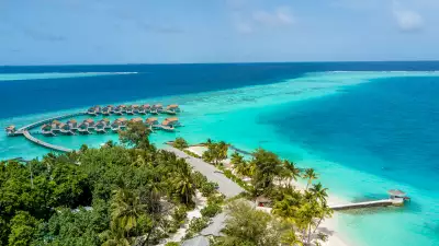 Centara Ras Fushi, Maldives