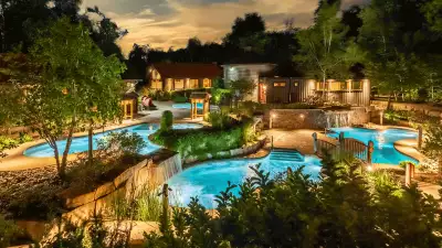 The best, must-visit spas in Ontario near Toronto | The Scandinave Spa, Blue Mountain
