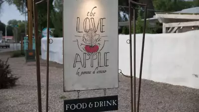The top things to do in Taos, New Mexico | The Love Apple restaurant