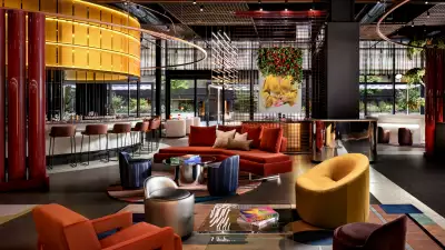 W Toronto | Lobby bar Living Room at the W Toronto
