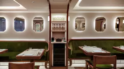 Hong Kong | Inside Mora restaurant
