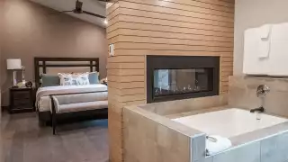 Cable Mountain Lodge