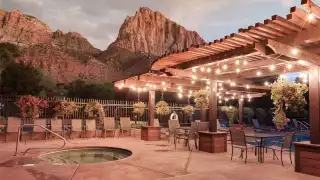 Cable Mountain Lodge